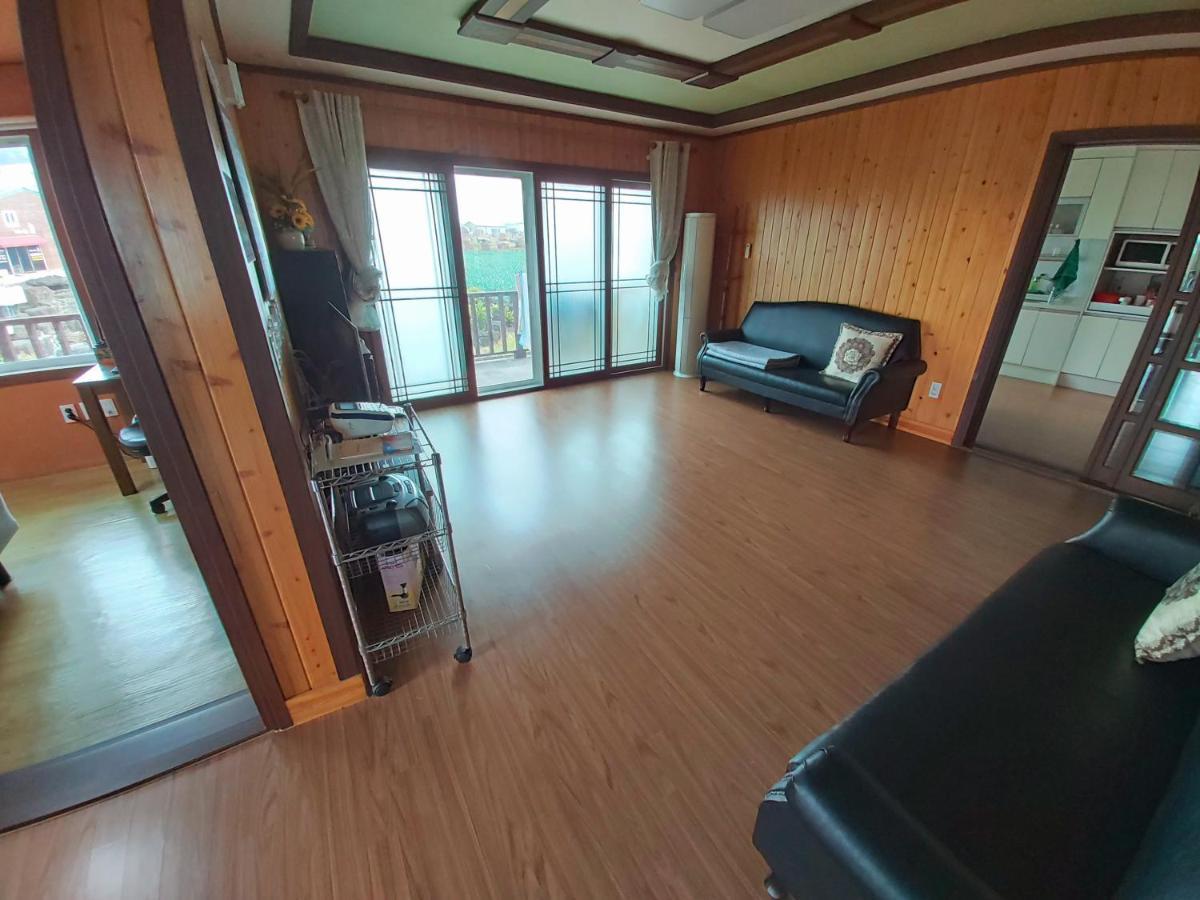 感觉良好度假屋 济州市 外观 照片